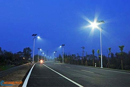 Top 7 đèn năng lượng mặt trời chất lượng, giá rẻ